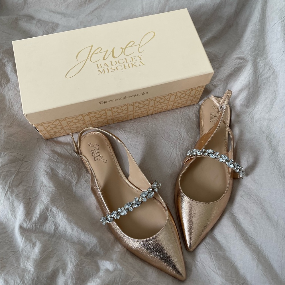 Jewel Badgley Mischka Bambi Flat